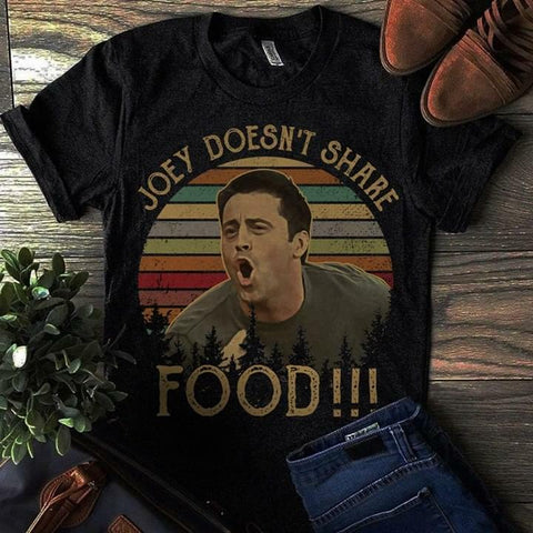 Joey Doesn'T Share Food !!